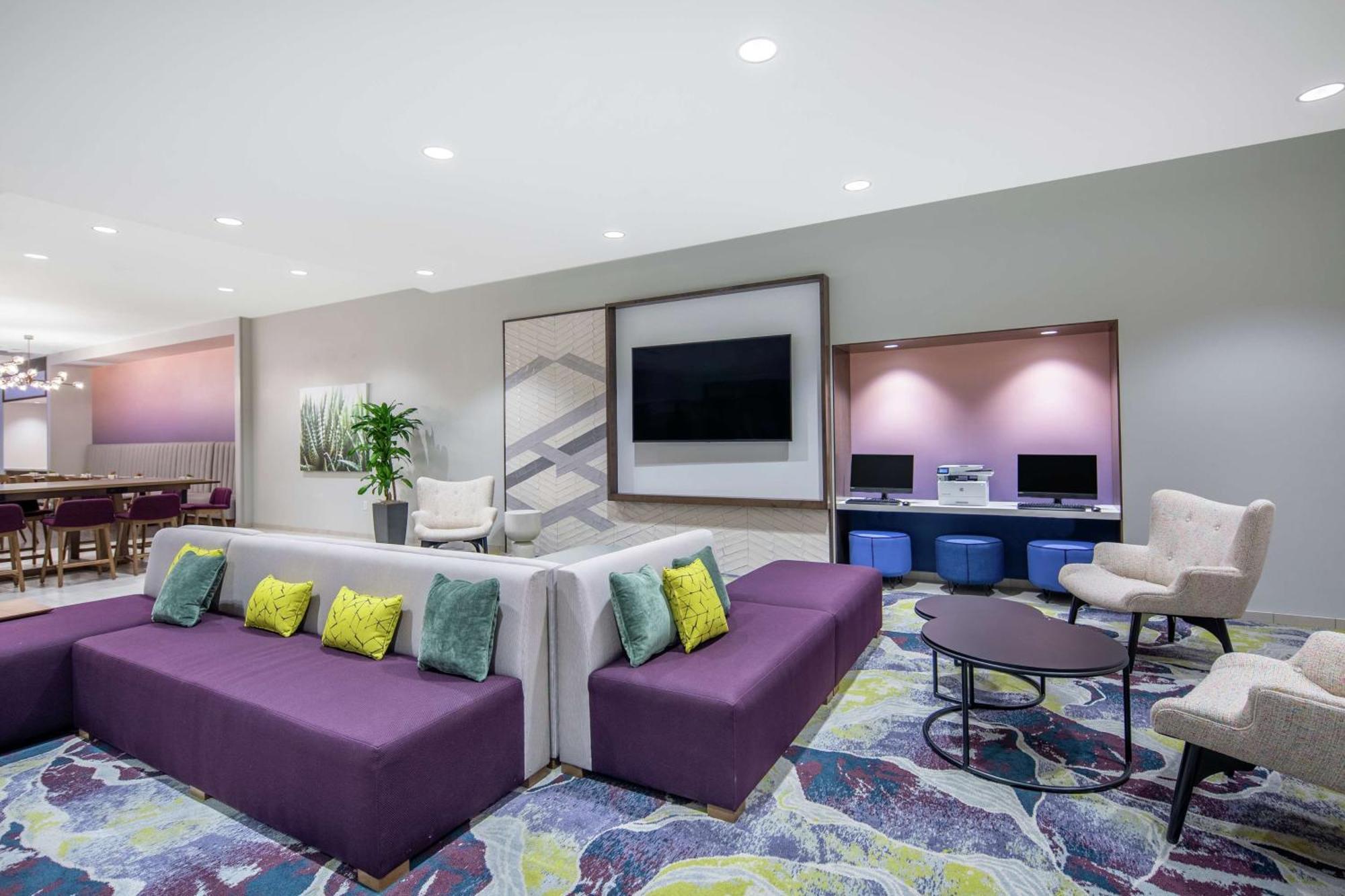 Hilton Garden Inn Surprise Phoenix Экстерьер фото