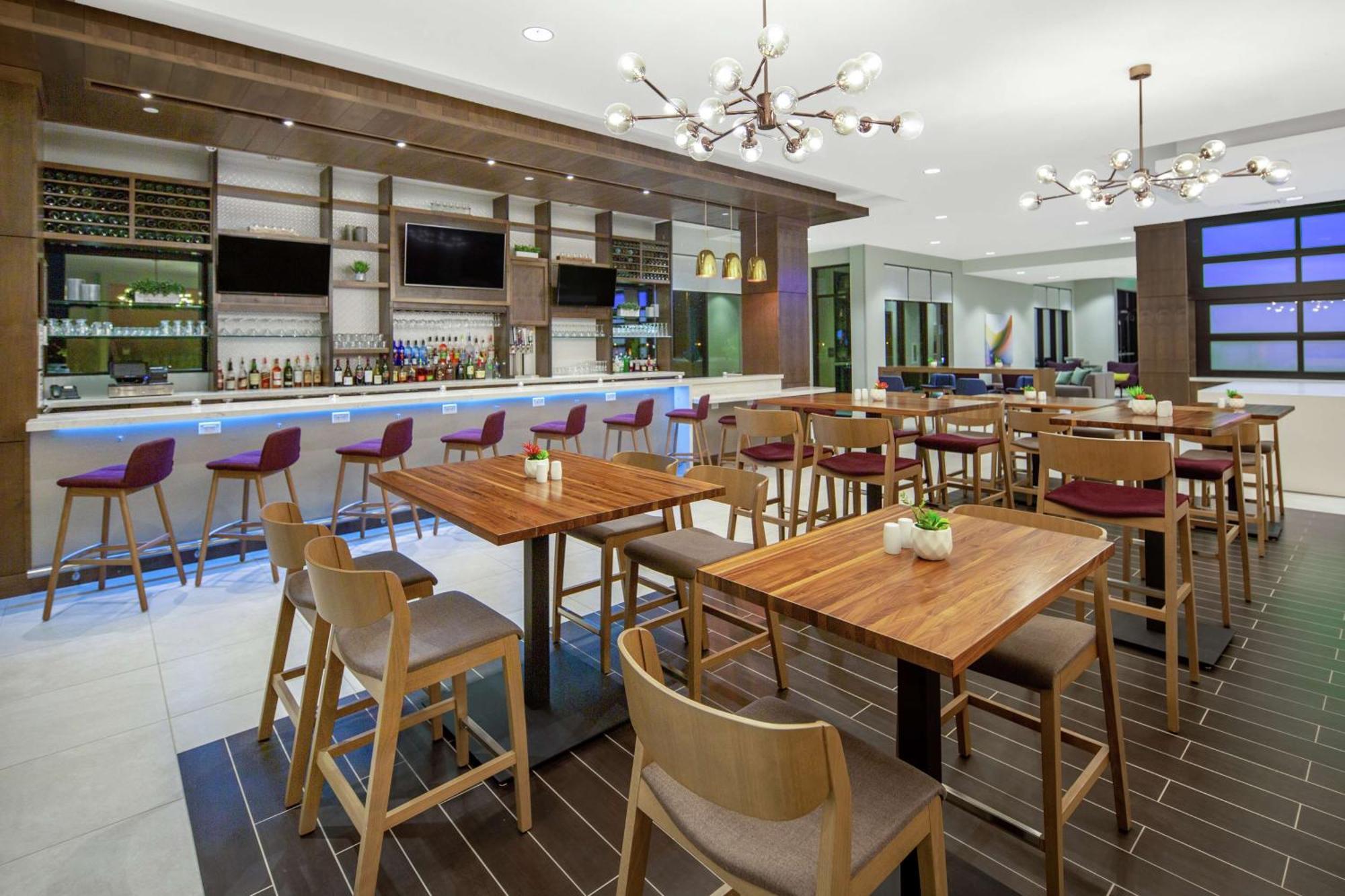 Hilton Garden Inn Surprise Phoenix Экстерьер фото